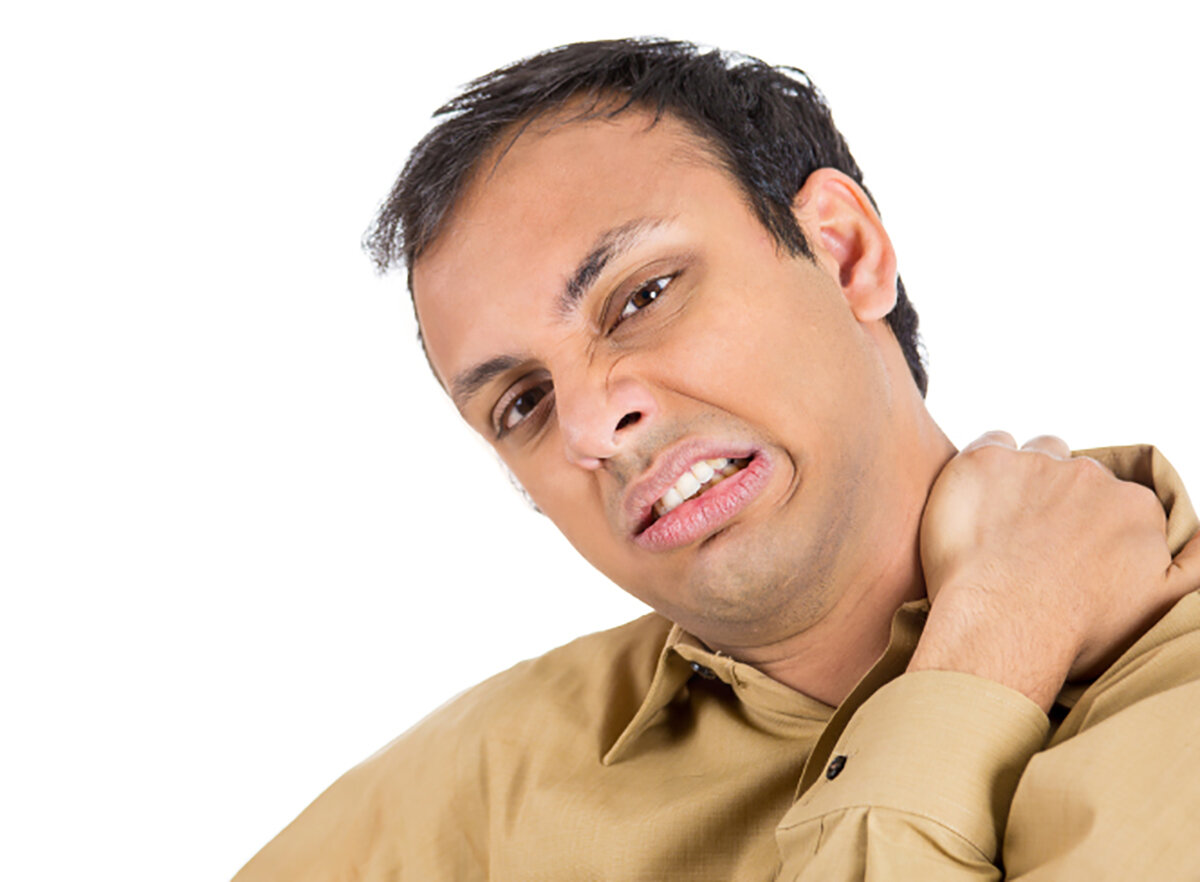 Как называется болезнь когда человек дергается. Синдром жиля де ля туретта. Как называется болезнь когда человек дергается. Болезнь трихотилломания. Синдром туретта симптомы.