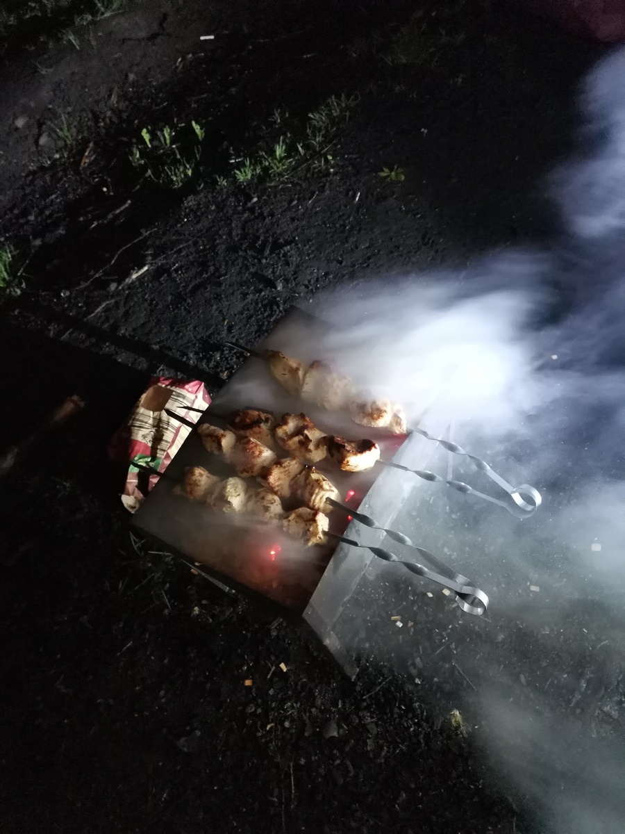 Как на счет мясца) 