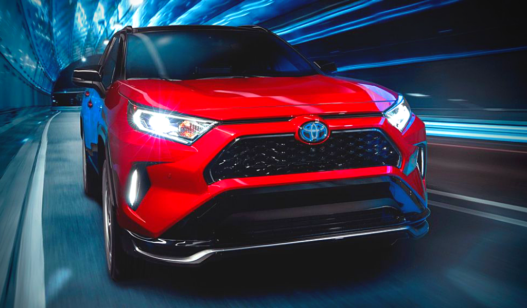 Он явно нацелен на более молодую аудиторию и в нем "много" дизайна