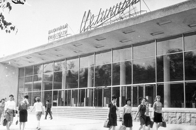 По проекту 64 года. Дневной вид.