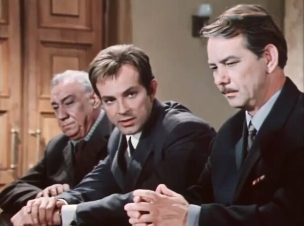 Юрий Каюров в роли Вишнякова