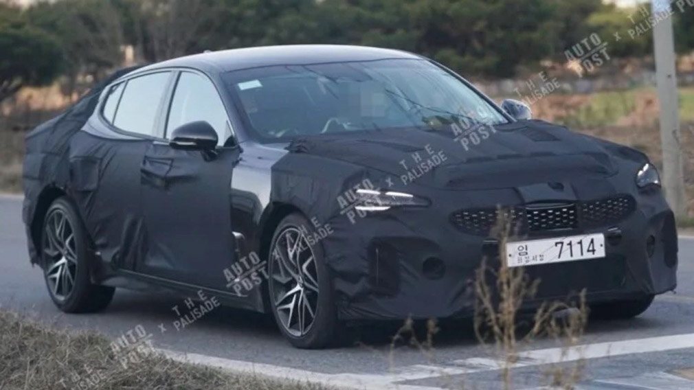 Прототип обновлённого Kia Stinger