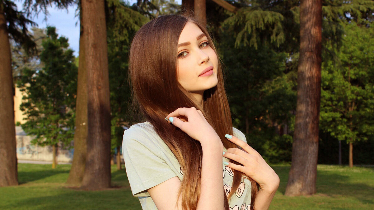Что думаете о девушке?