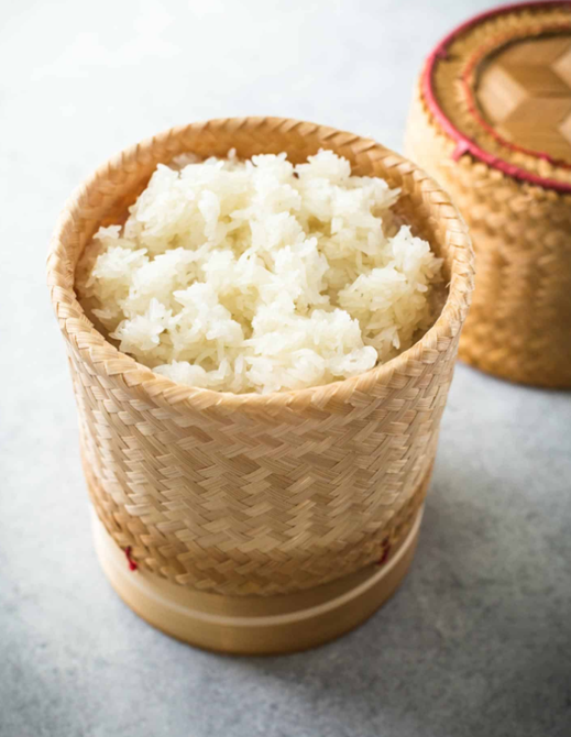 Для хранения тайцы используют специальные корзинки