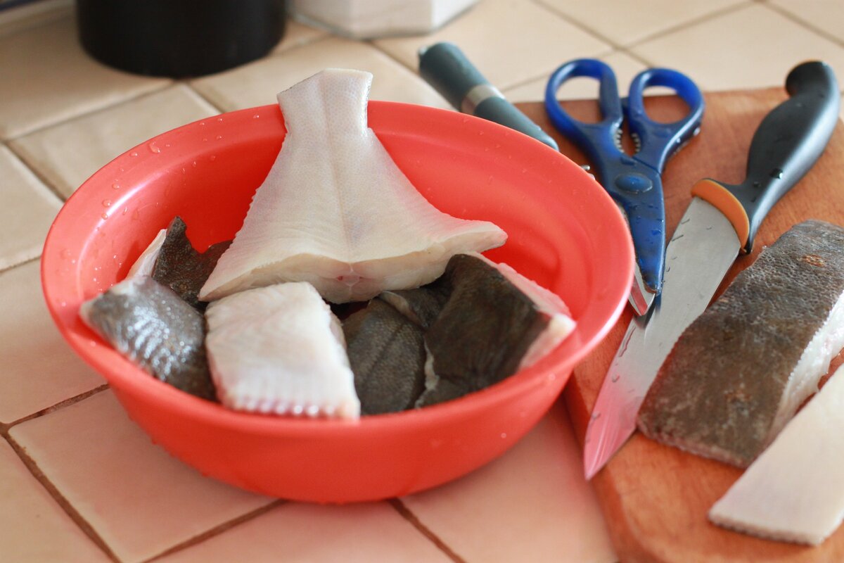 Нарезаем рыбку