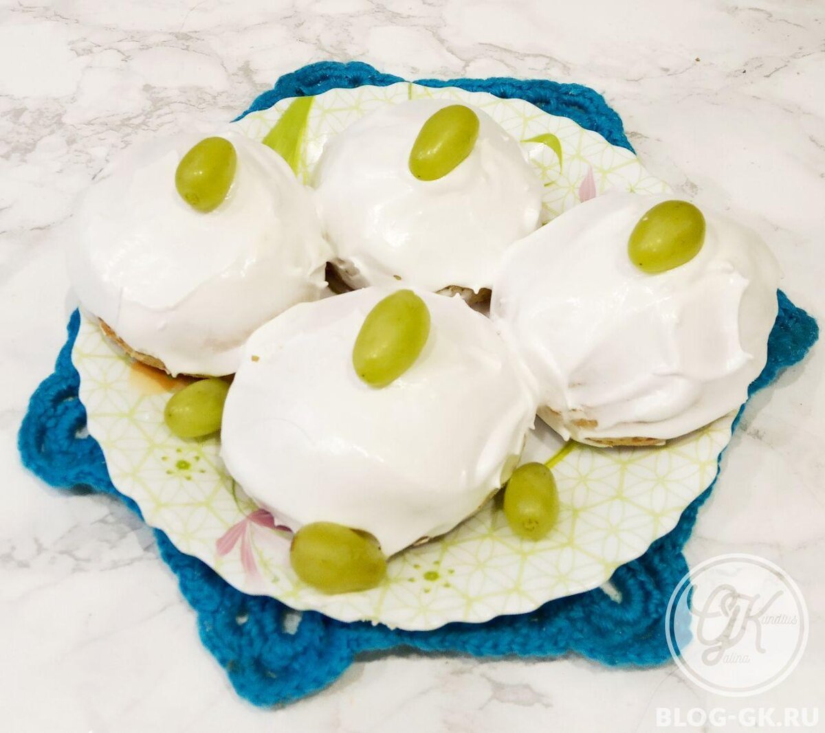 Пряники в заварной белковой глазури