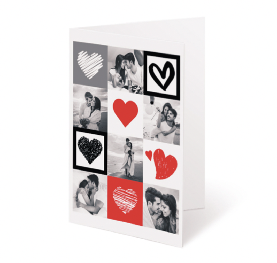 Открытка с вашим фото Love, 360 руб.