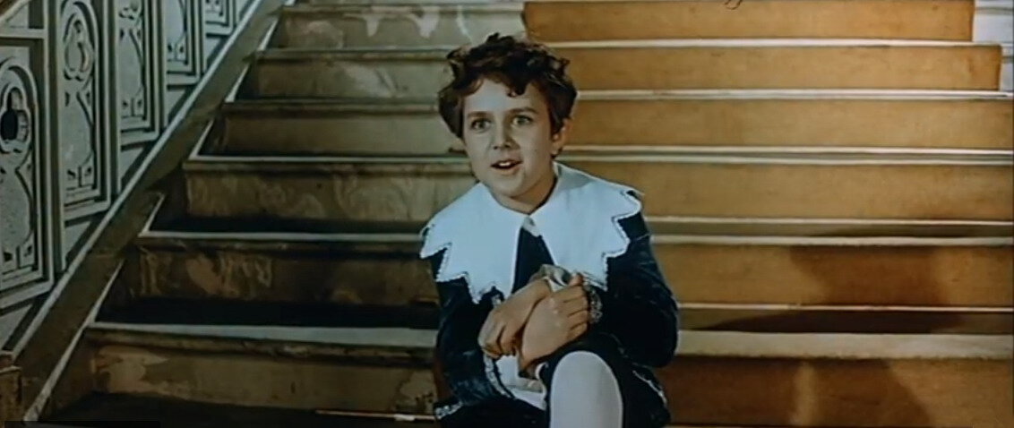 кукла суок три толстяка. наследник трех толстяков. три толстяка суок иллюстрации. наследник трех толстяков. наследник тутти три толстяка иллюстрация.