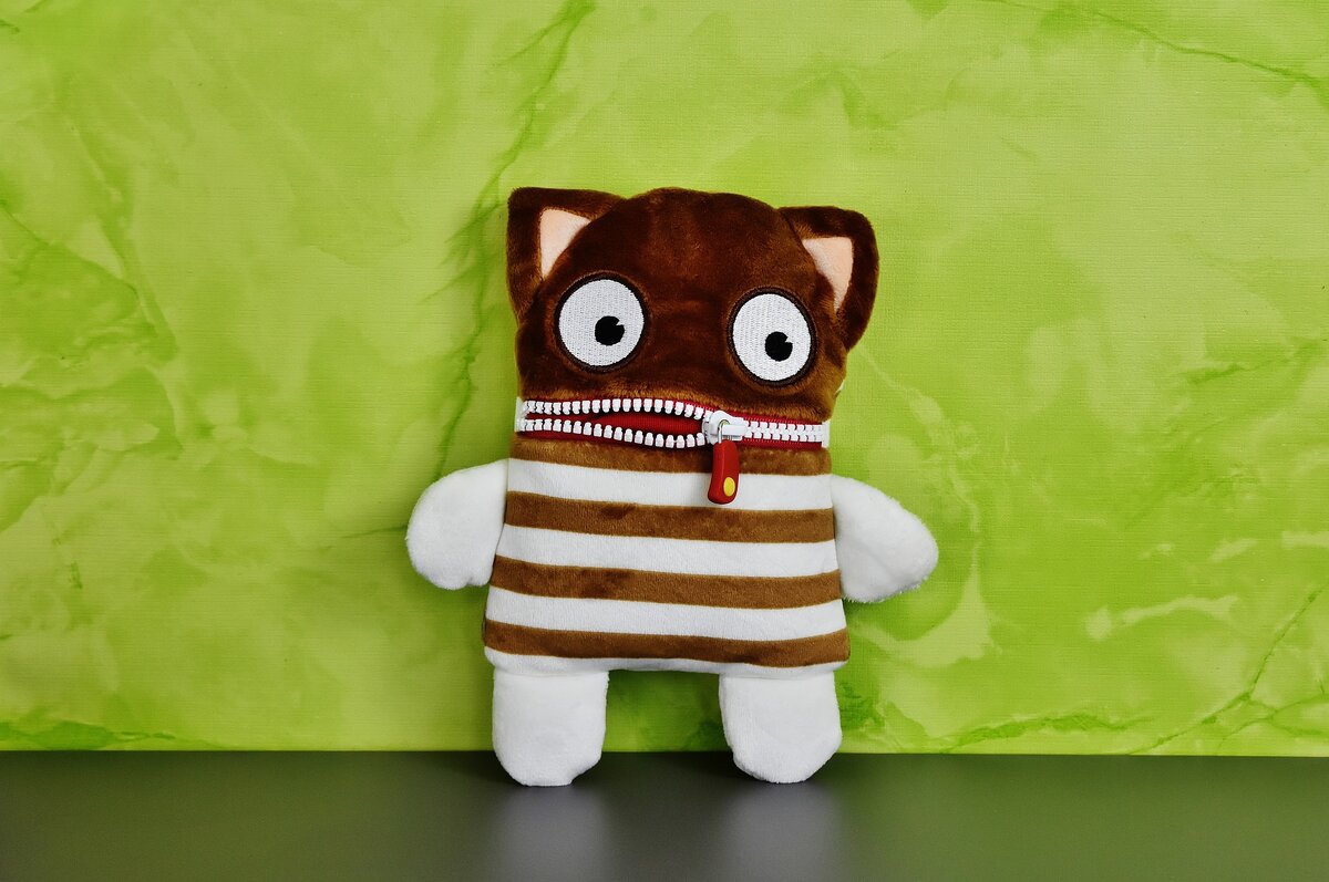 Вот такой симпатяга скушает детские тревоги