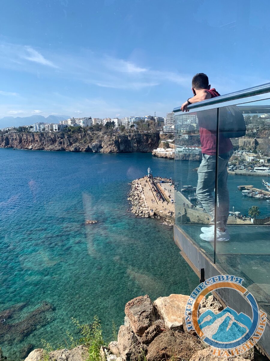 Обзорная площадка на Центральной набережной в Анталии, Калеичи, Старый город (фото автора)