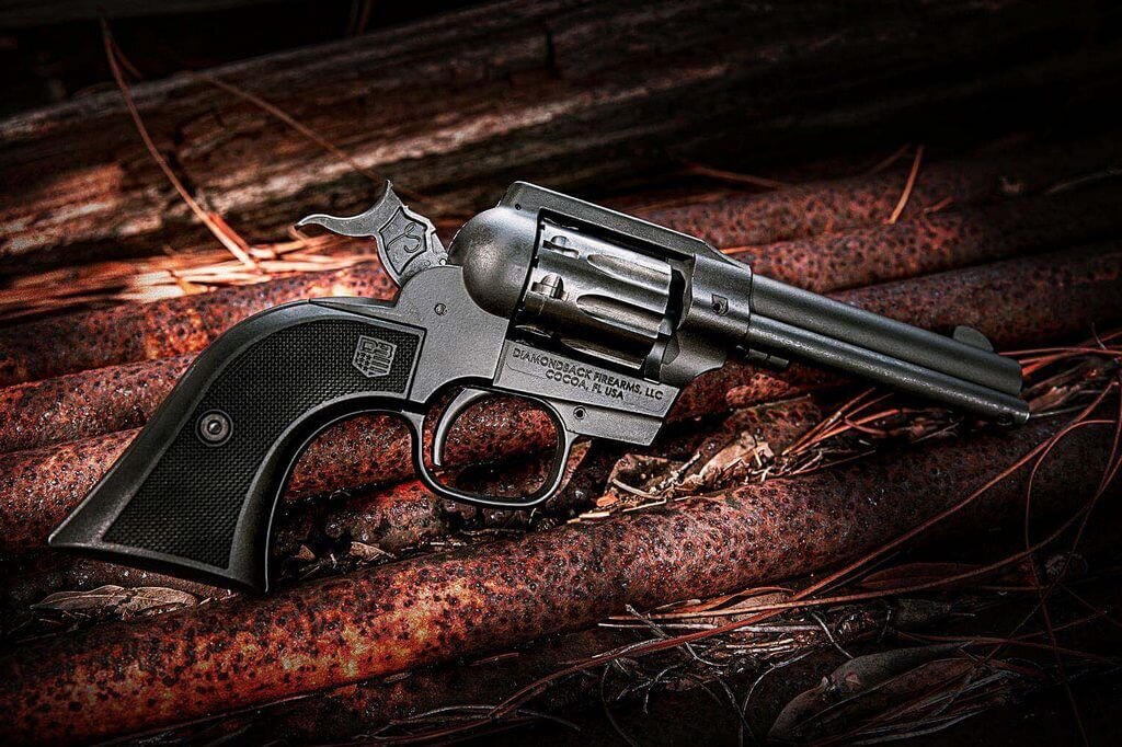 Малокалиберный револьвер Diamondback Firearms Sidekick