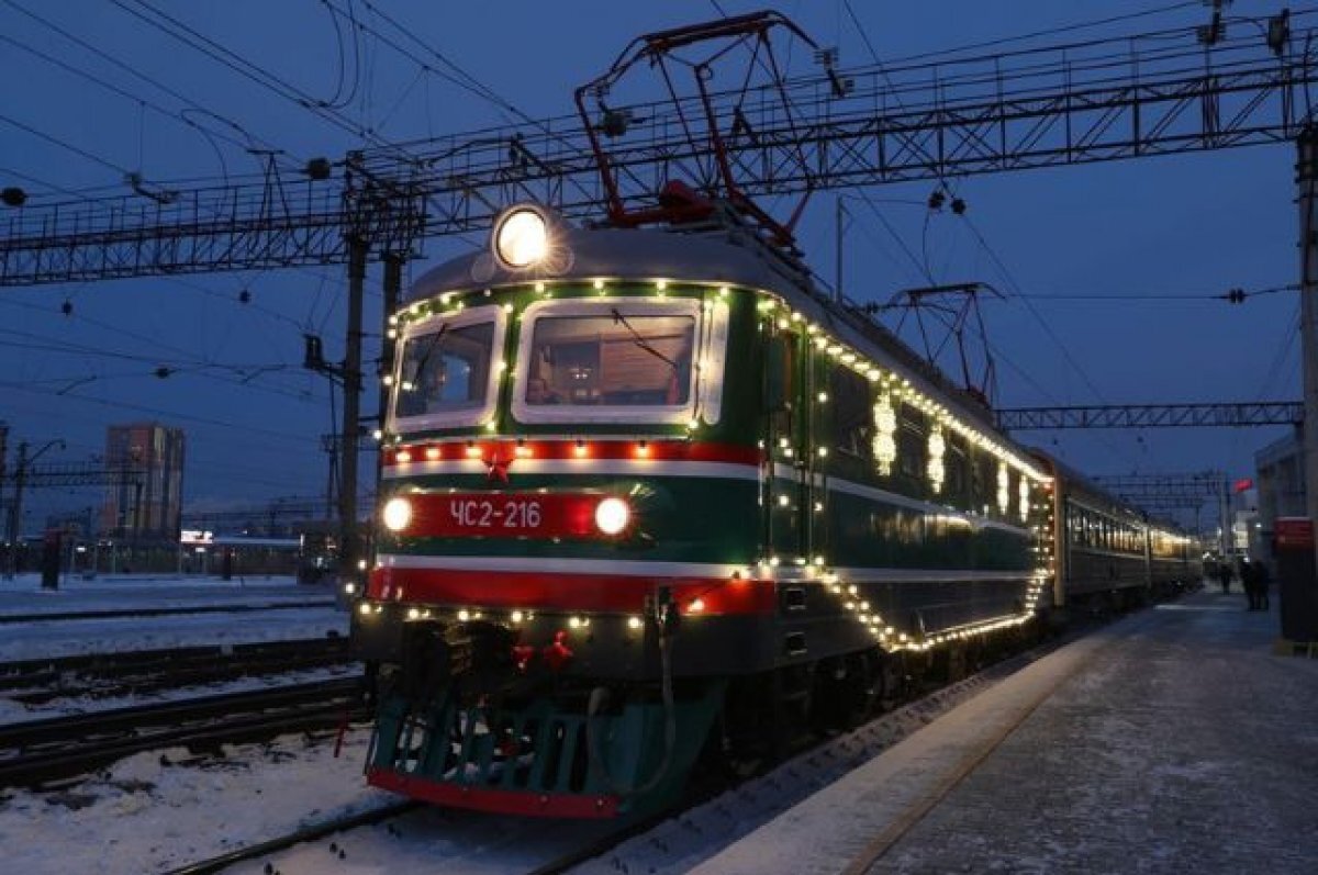    СвЖД назначила 29 декабря вечерний рейс ретропоезда «Уральский экспресс»