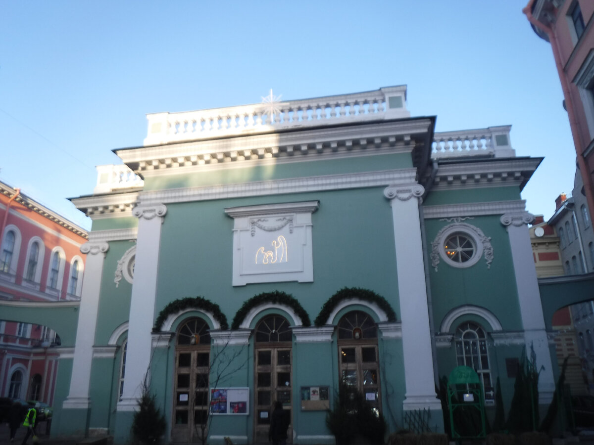 Так Аннекирхе выглядит снаружи.