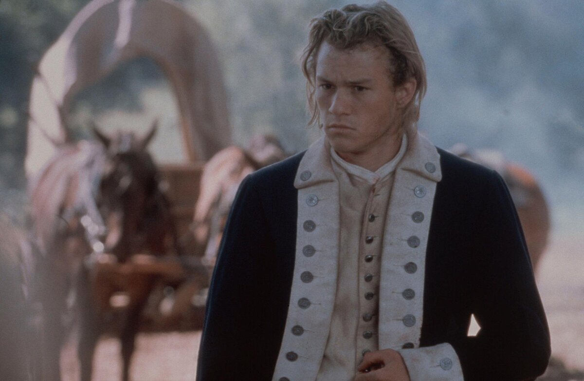    В 17 лет Леджер решил сменить обстановку и перебраться в Сидней. Там он принял участие в съёмках телевизионного и кинопроектов. Затем артиста пригласили работать в США / Legion-Media