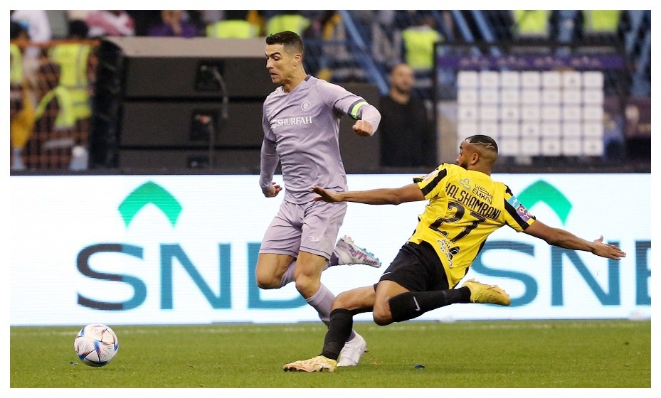    Роналду снова оставил