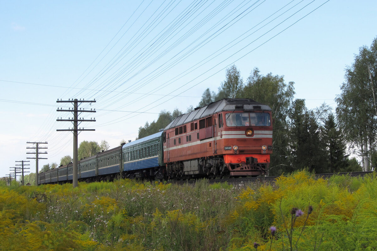 Автобус бежецк сонково. Эт2м 041. Вышний Волочек эт2м. Эр2р 7049. Эт2м.