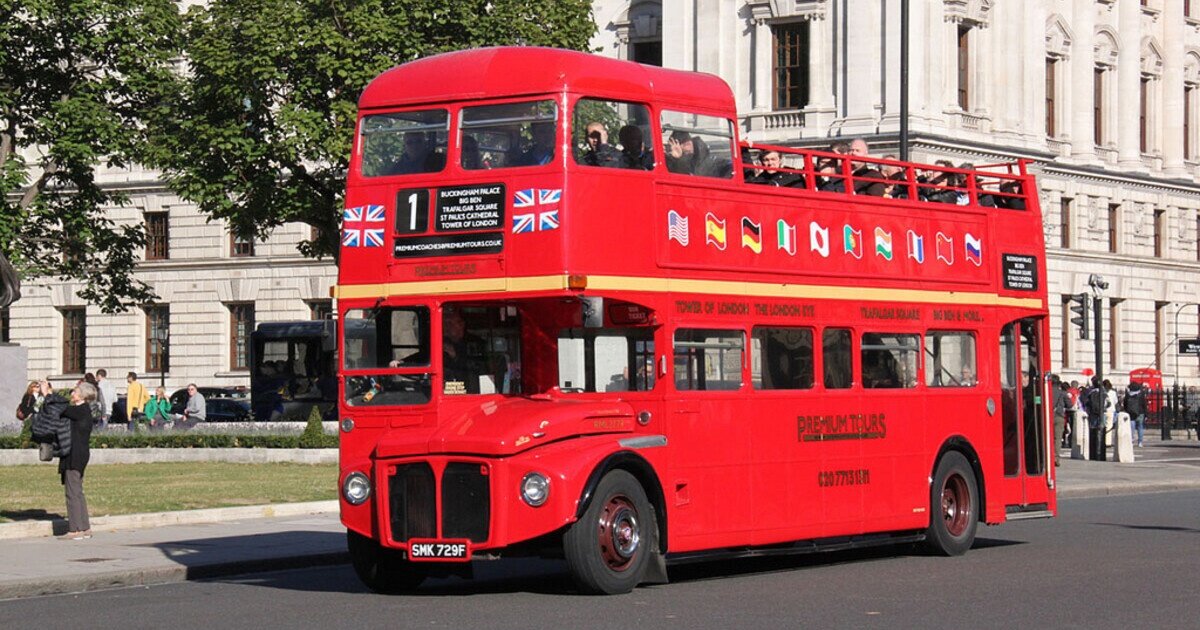 Винтажный экскурсионный автобус. Фото из яндекс-поиска