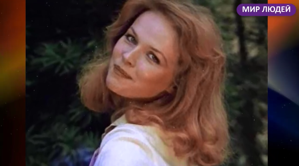 Александра яковлева аасмяэ. Алёна игоревна чародеи. Александра яковлева актриса экипаж. Яковлева актриса экипаж. Александра евгеньевна яковлева чародеи.