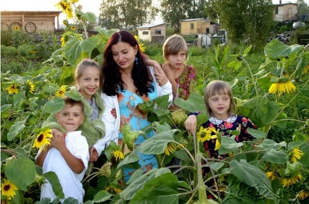Светлана владимирская биография личная жизнь Променяла всероссийскую славу на глухое село: пытаемся разобраться, почему Светл