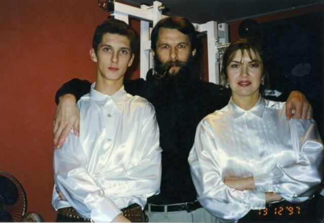 С сыном и бывшим супругом много позже. в 1997 году