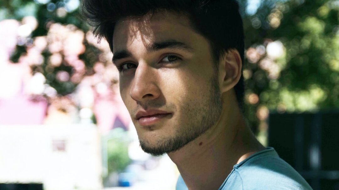 «Красавица, в качестве благодарности можешь угостить меня паэльей»