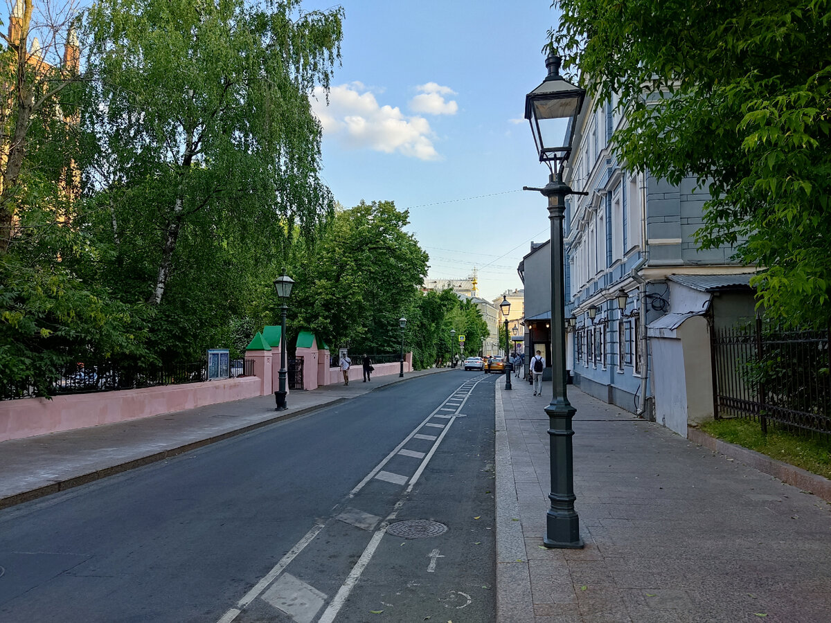 От Пушкинской до Арбатской не по бульвару. Вариант 2. Пешеходный маршрут. |  Прогулки по Москве | Дзен