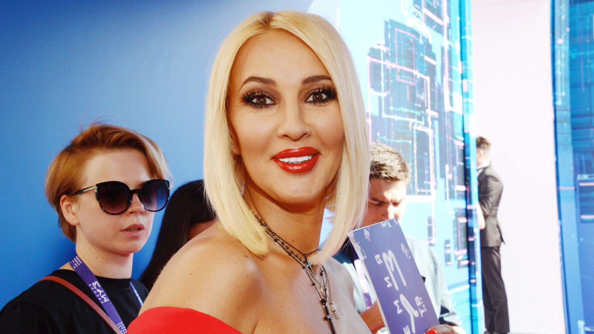    Лера Кудрявцева