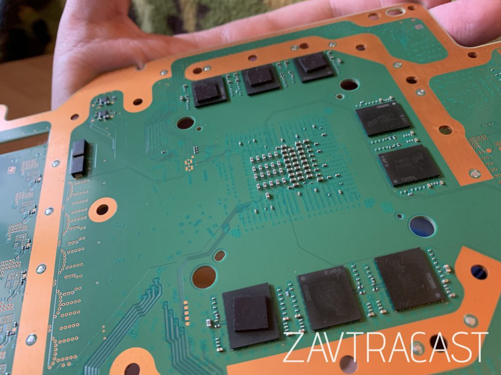 Термопрокладки ps4 slim. Какую термопасту для ps4. Какую термопасту для ps4. Процессор с термопастой. Засохшая термопаста.