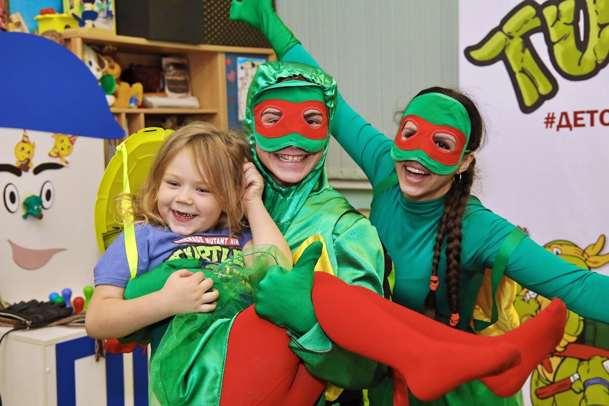 День рождения нашей любимой малышки в опытных руках черепашек нинзя.