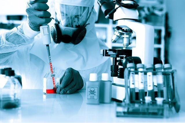 Чтобы создать вакцину от вируса, учёным требуется немало времени