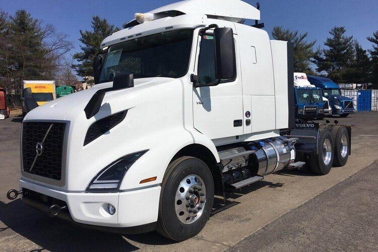 Volvo VNR