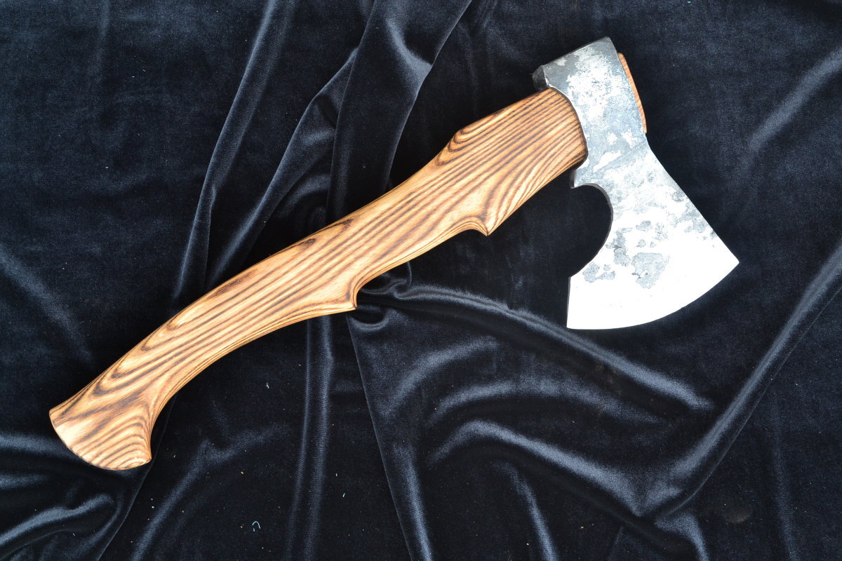 Выбор топора. Топор ясень. Выбор топора. Топор модель. Маленький топор.