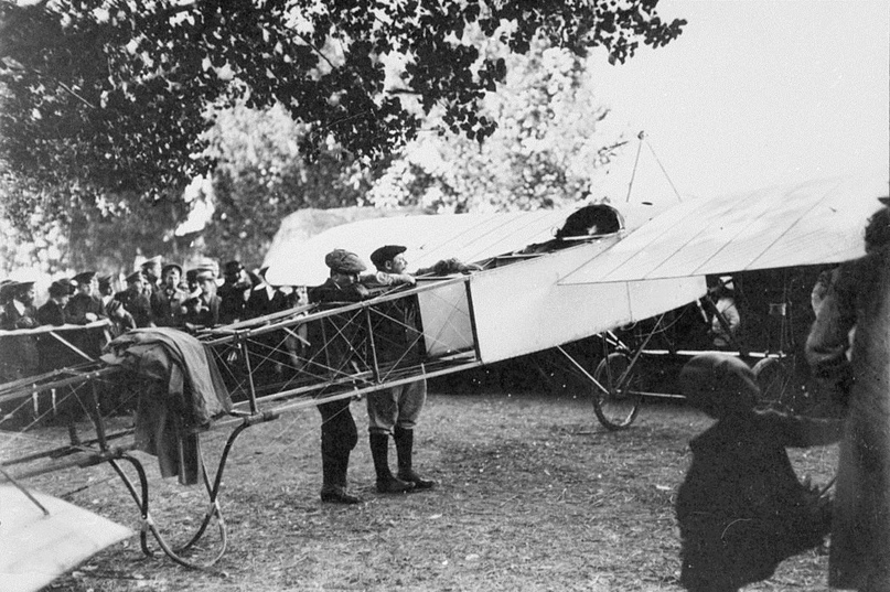 Первая международная неделя авиации на Коломяжском ипподроме, фото 1910 года