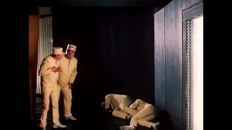 Пираты просто временно парализовали работников Космопорта