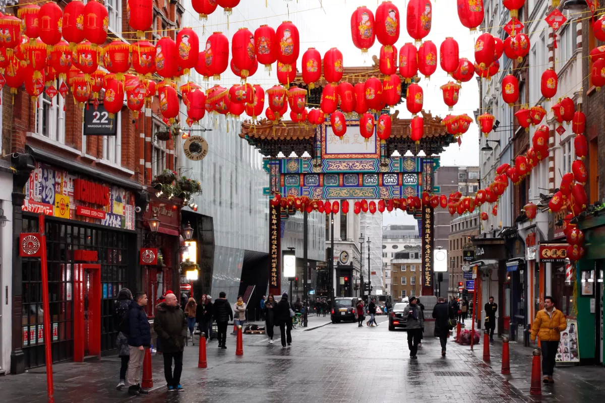 Лондонский Чайна Таун. Район Чайна-Таун в Лондоне. Чайна Таун Китай. Chinatown в Лондоне.