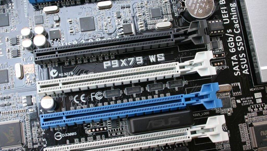 Слоты расширения видеокарты. PCIE 3.0 x16 слот. Разъем PCI-Express x16. 1 Разъем PCI Express x1. PCI Express 4 слот.