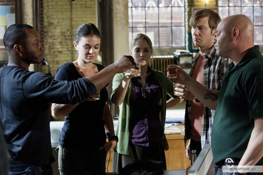 Kings serie. Breakout kings. Kings serie. Breakout kings. Breakout kings.