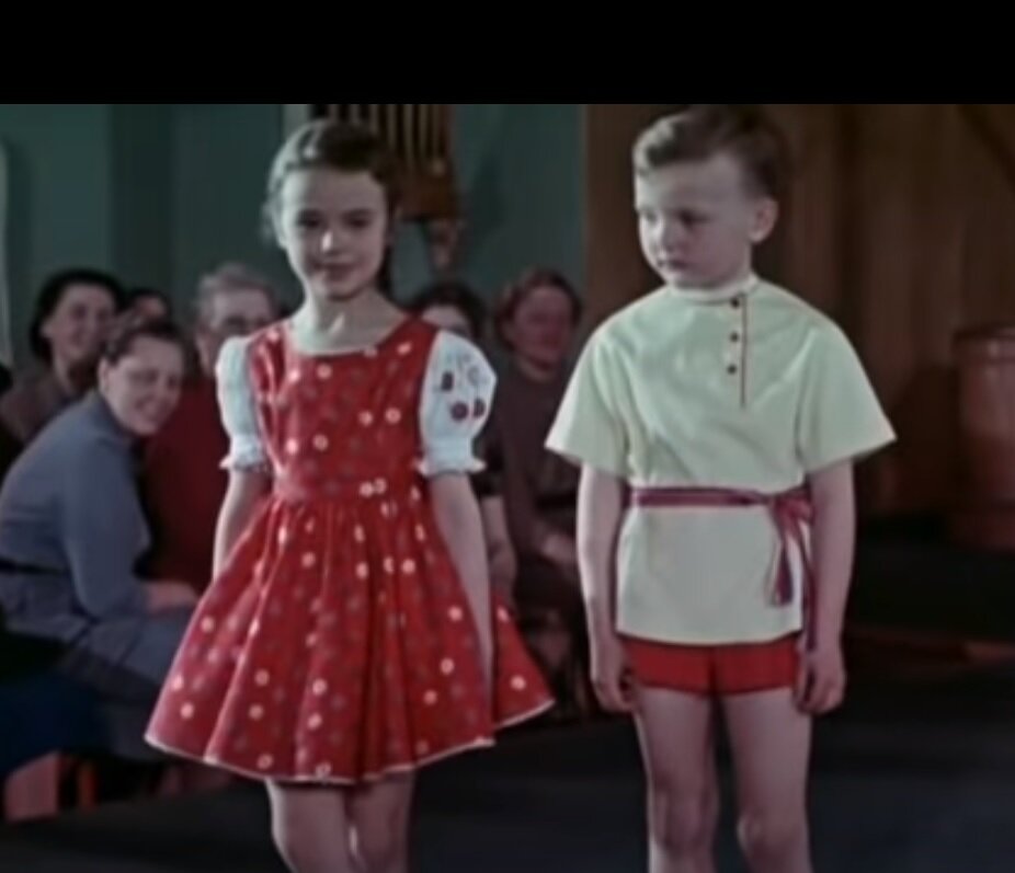 Показ детской моды 1956 год. СССР