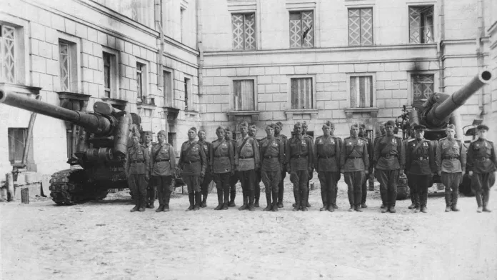 152-мм пушки образца 1935 года (Бр-2)