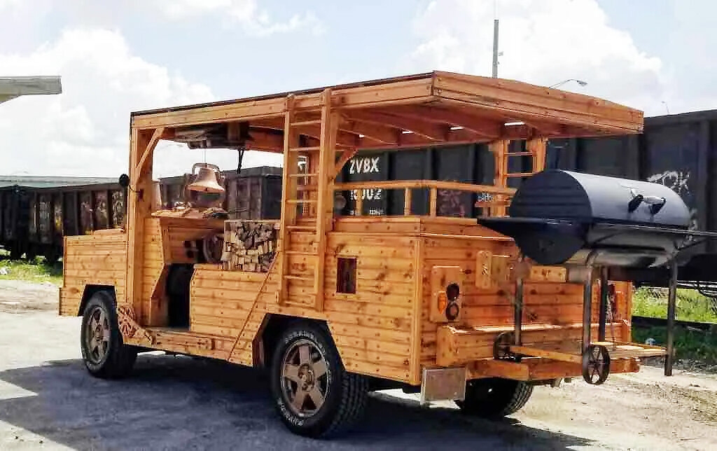 Уникальный рекламный проект на базе джипа Jeep Commander 2008 года выпуска