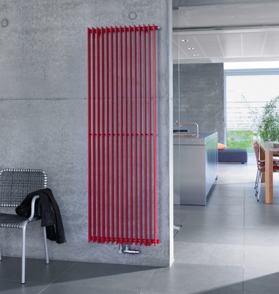 Вертикальные радиаторы (фото из открытых источников)