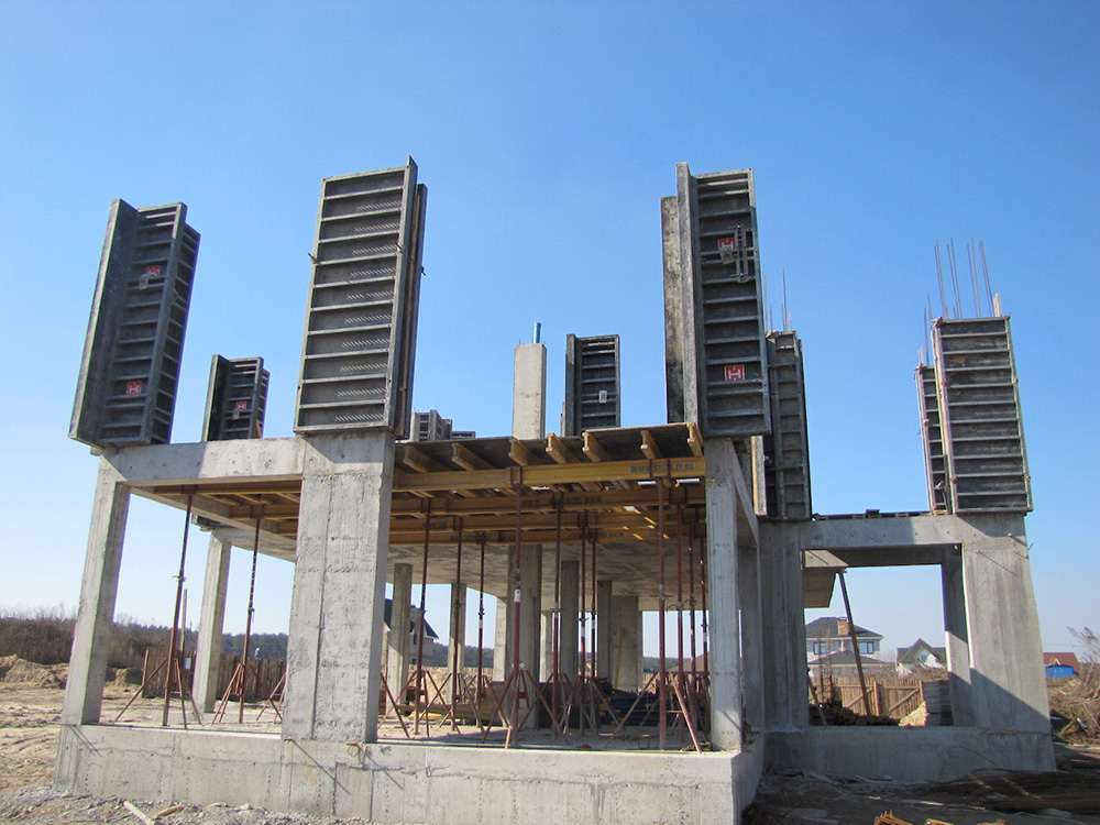 бетонный каркас частного дома. индукционный прогрев бетона технология. монолитный каркас. монолитный каркас. монолитный каркас для частного дома.
