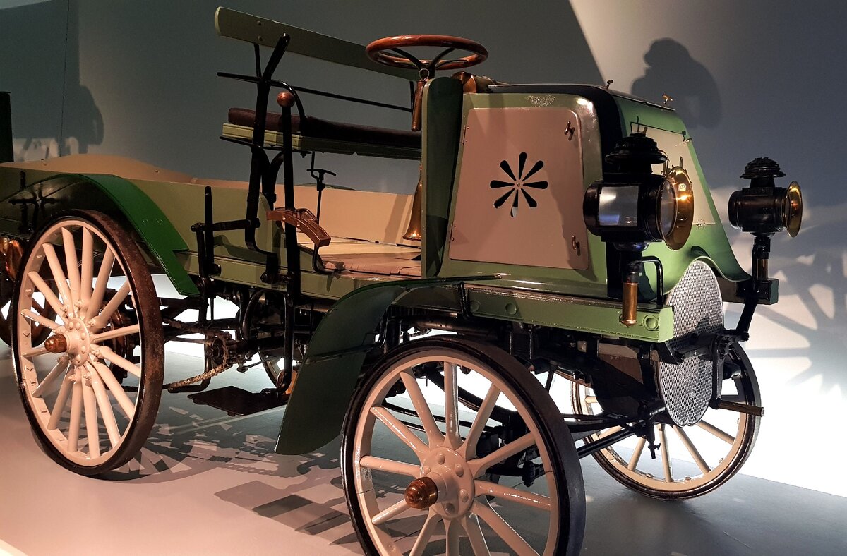 Mercedes Benz Omnibus 1895