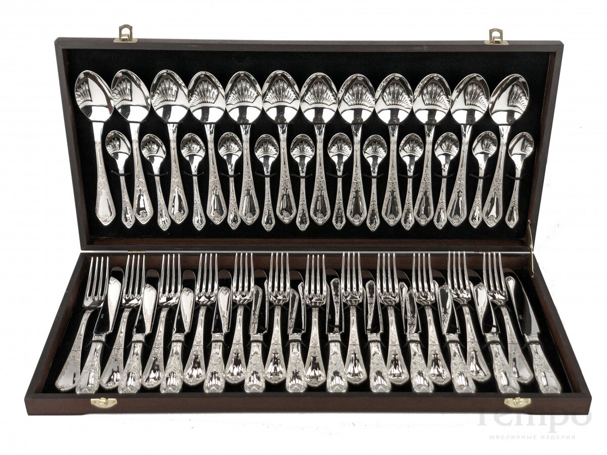 Столовый набор из серебра 925 пробы на 12 персон (48 предметов) серии "Бантик" в красивом деревянном футляре.