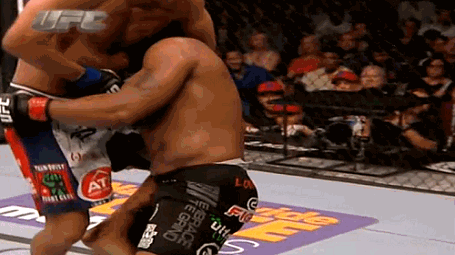 Представляете, к каким последствиям приведет такой бросок на голом асфальте? 