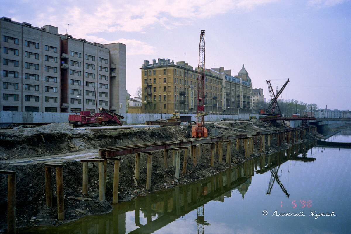 Гуляем по Санкт-Петербургу 1998 года (смотрим фотографии тех лет и  вспоминаем как выглядел город) | Путешествия и всего по чуть-чуть | Дзен