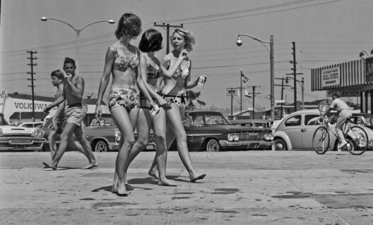 Калифорния шестидесятых. Ну как здесь не запеть?