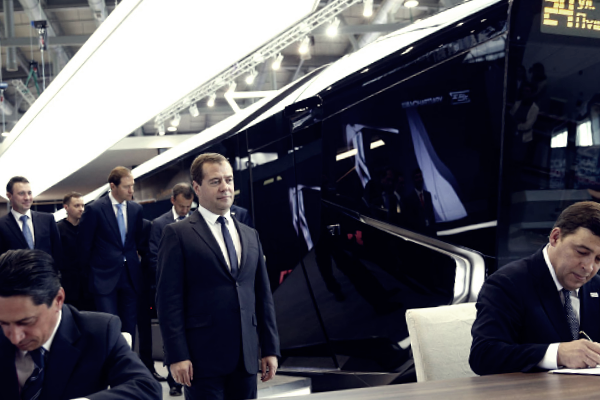 На фото: подписание соглашения