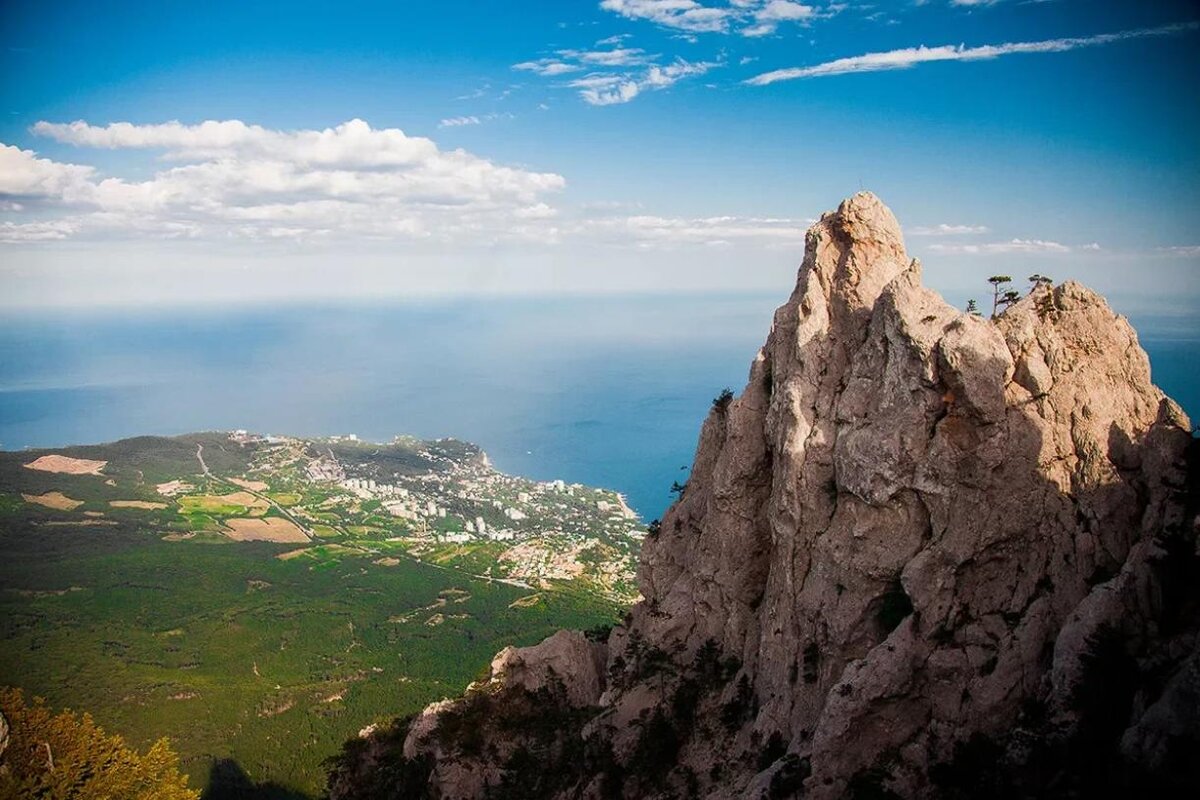 Гора ай Петри в Крыму туристов