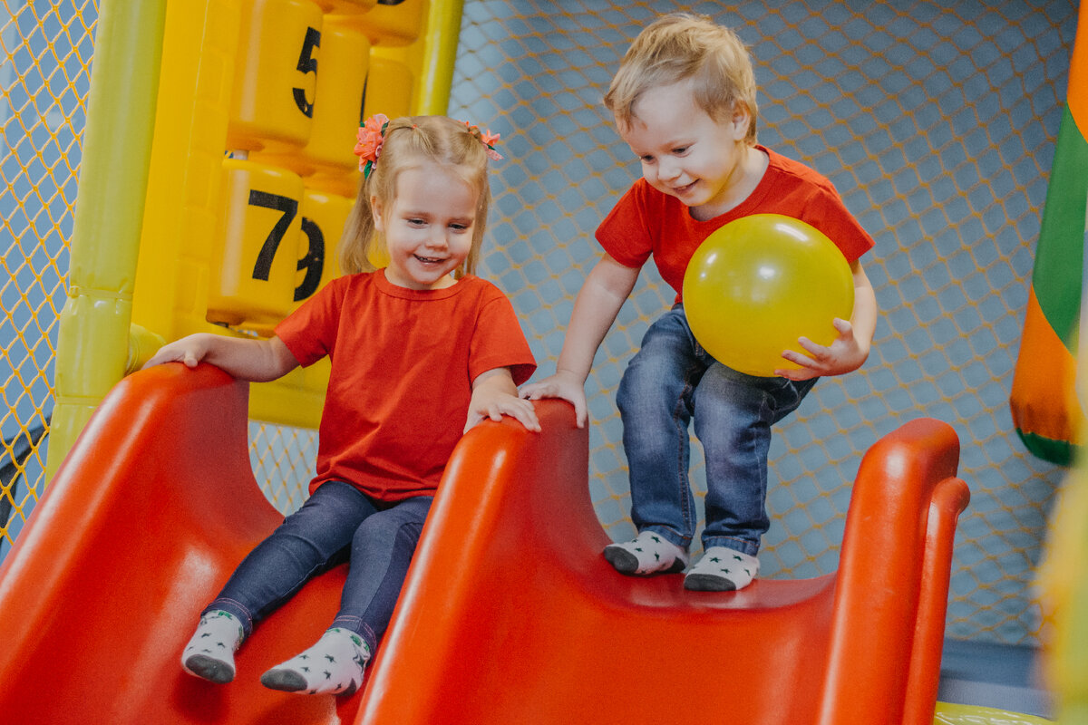 Артём и Полина